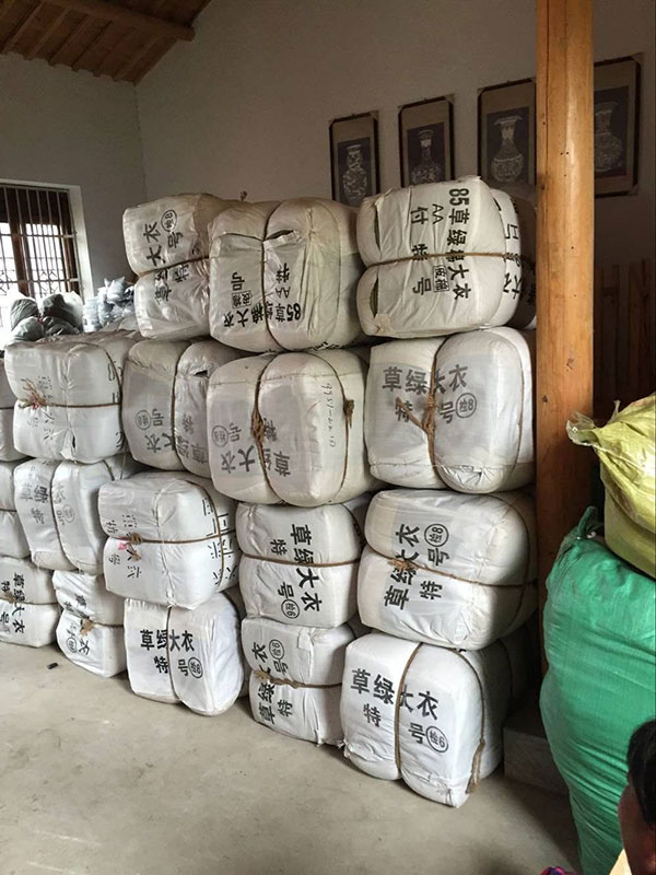 團縣委青年企業家協會捐贈物品3